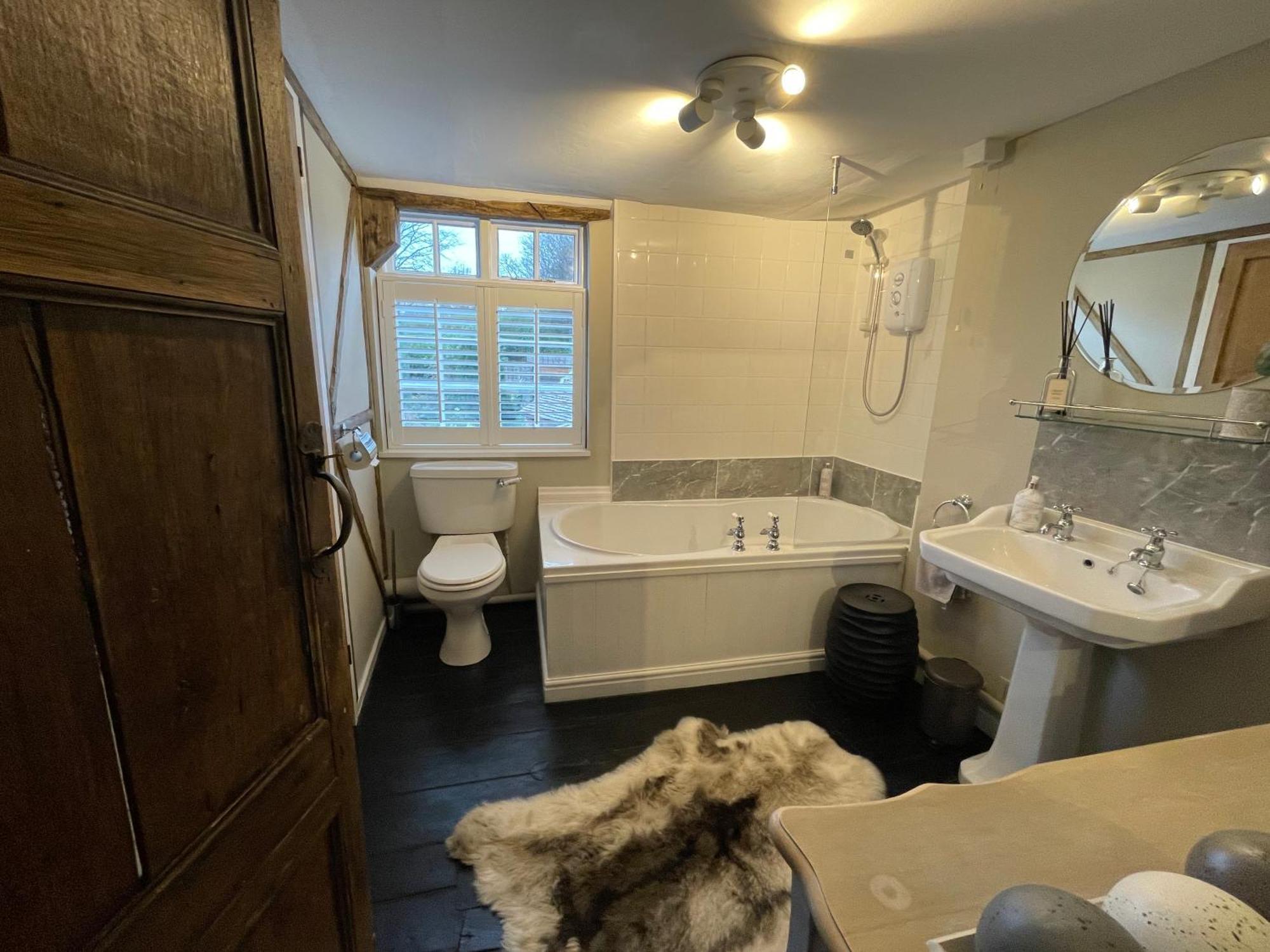 Entire Georgian Luxury Home - 3 Storey- High St Henley-In-Arden -Two Bedrooms-Sleeps 4 Kültér fotó