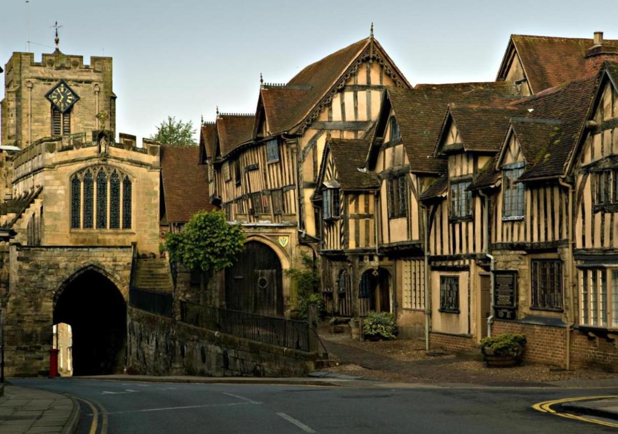 Entire Georgian Luxury Home - 3 Storey- High St Henley-In-Arden -Two Bedrooms-Sleeps 4 Kültér fotó